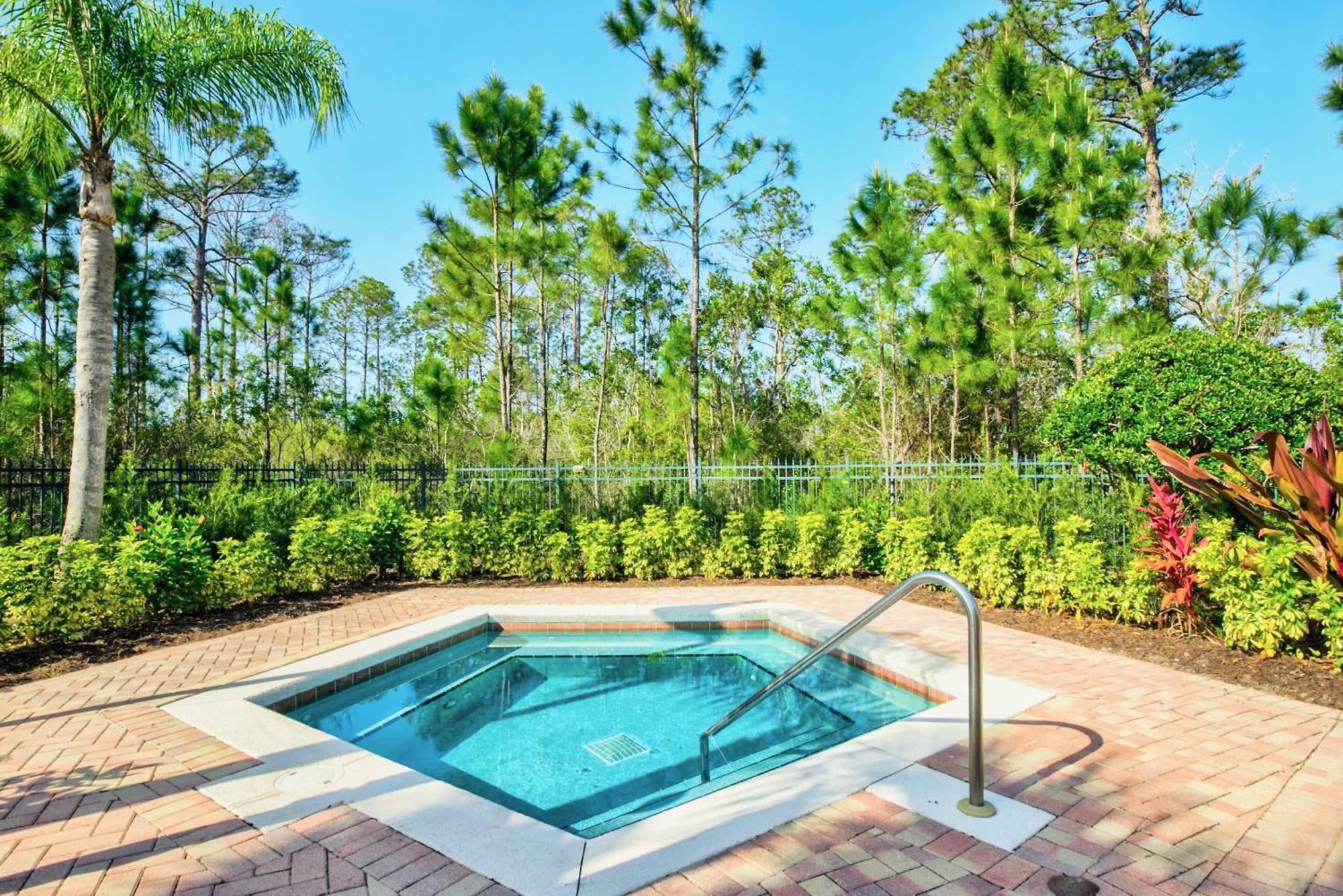 Bright & Modern 2Br Condo With Pool & Hot Tub, Near Disney! Орландо Екстер'єр фото